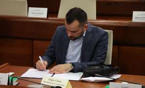 MOSTAR, 28. aprila (FENA) - Grad Mostar uime Zračne luke Mostar i kompanija 