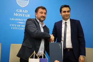 MOSTAR, 28. aprila (FENA) - Grad Mostar uime Zračne luke Mostar i kompanija 