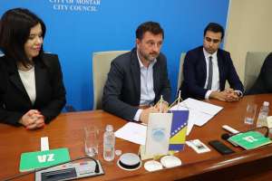 MOSTAR, 28. aprila (FENA) - Grad Mostar uime Zračne luke Mostar i kompanija 