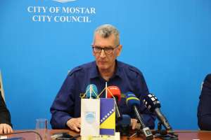 MOSTAR, 28. aprila (FENA) - Grad Mostar uime Zračne luke Mostar i kompanija 