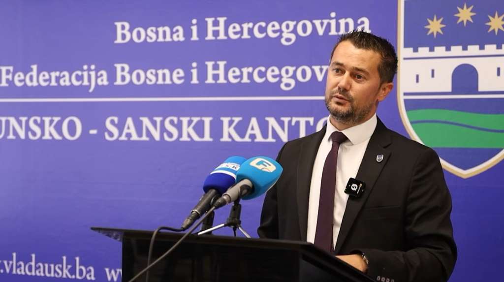 Osmankić: Više od 6,5 miliona KM za škole i vrtiće u USK, osigurani besplatni udžbenici i stipendije