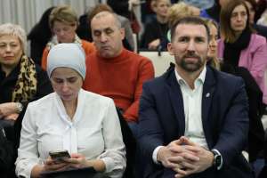 SARAJEVO, 3. decembra (FENA) - Osobe s invaliditetom žele ravnopravan status u bh. društvu kad su u pitanju prava i mogućnosti, istaknuto je na obilježavanju Međunarodnog dana osoba s invaliditetom danas u Sarajevu. (Foto FENA Harun Muminović)